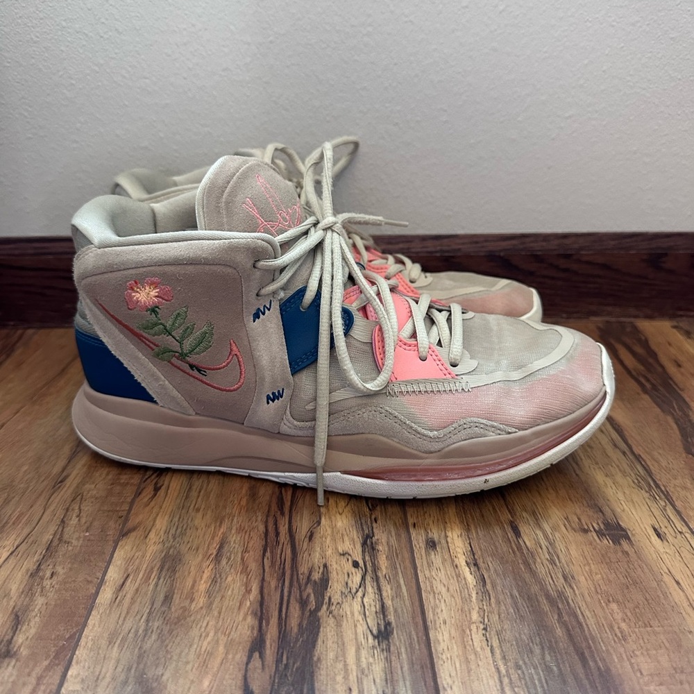 Nike Kyrie Infinity Floral Men’s size 8.5 Women’s Size 10 CZ0204-200 shoes